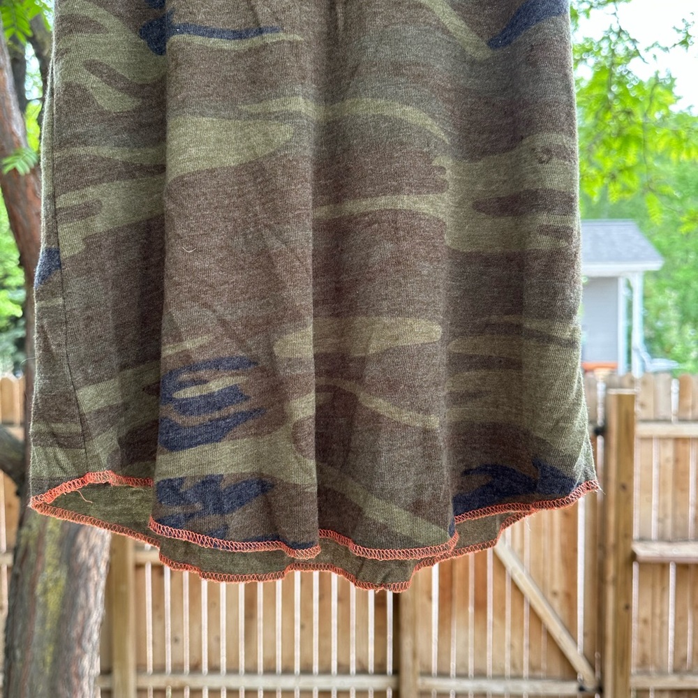 NWOT Nebraska Cornhuskers Huskers Camo Bedazzled Glitter Embellished Tank medium - Picture 14 of 16